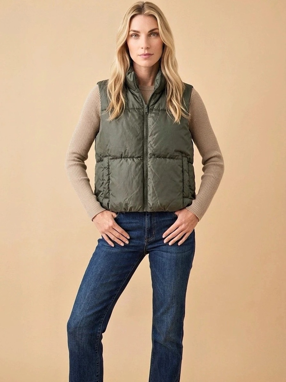 Sugar Kiss Cropped Puffer Vest in Olive